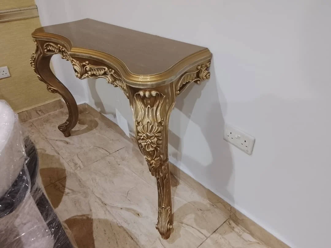 Royal Gold Console and Mirror