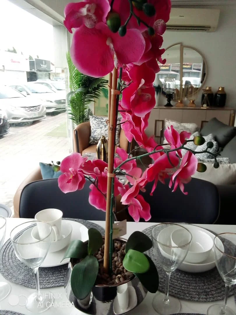 Silver Table Top Flower Vase